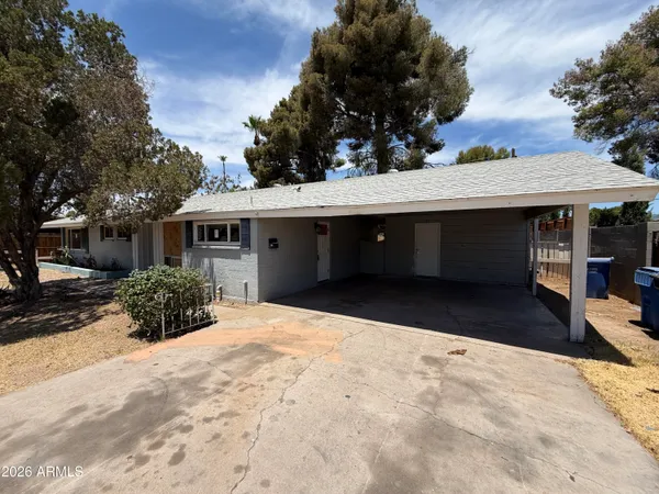 $380,000 | 1112 West Bethany Home Road, Phoenix, AZ 85013