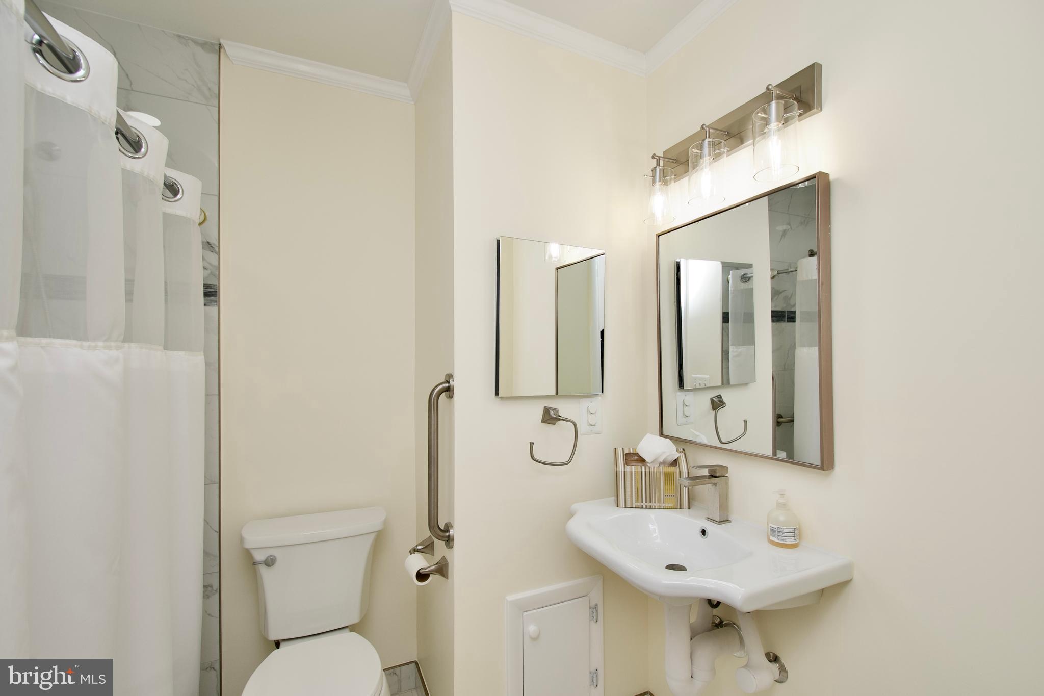 8319 Carnegie Drive Vienna, VA 22180 - Photo 26 of 56