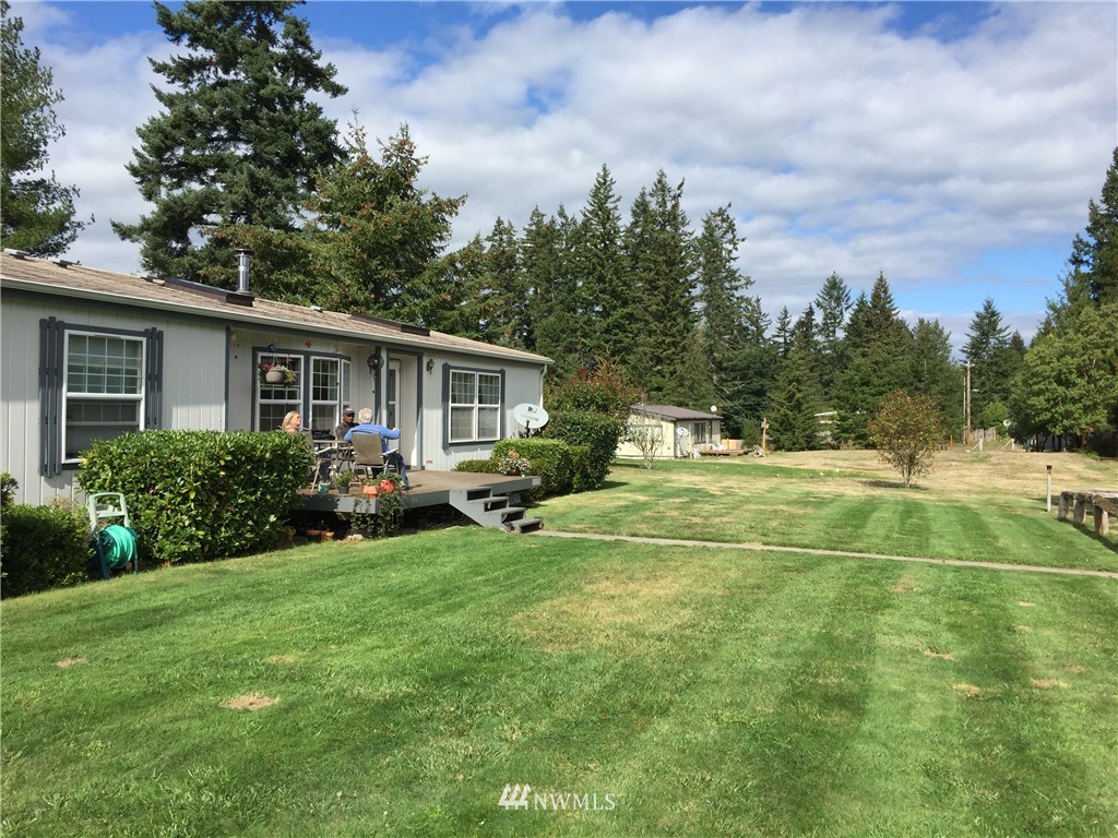 6142 Southwest Old Clifton Road Port Orchard, WA 98367 - Photo 2 of 24 Gallery Image 2