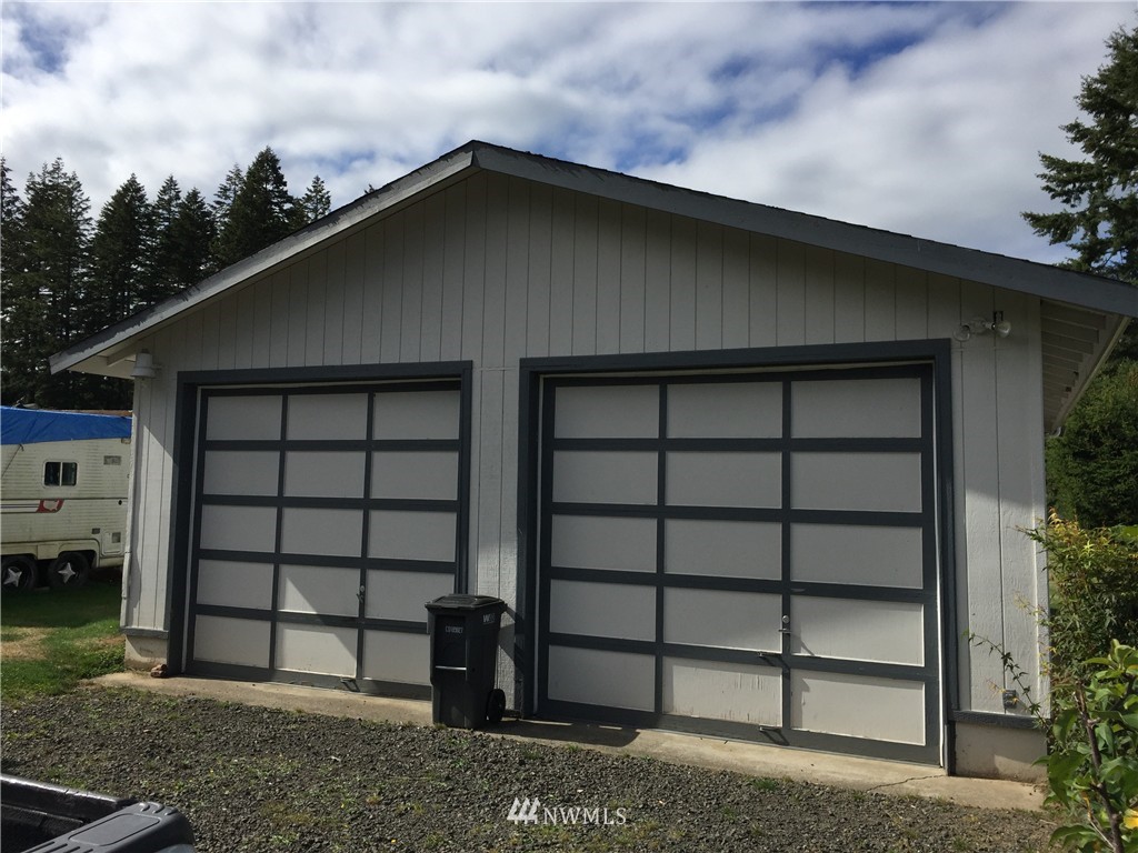 6142 Southwest Old Clifton Road Port Orchard, WA 98367 - Photo 20 of 24 Gallery Image 20