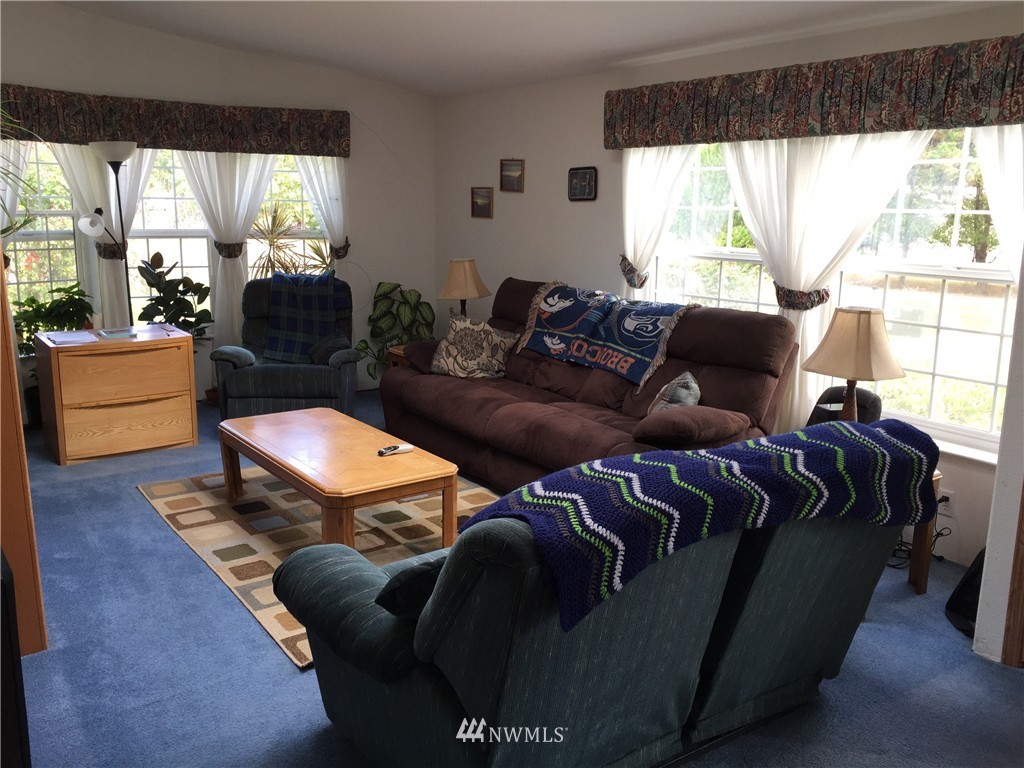 6142 Southwest Old Clifton Road Port Orchard, WA 98367 - Photo 10 of 24 Gallery Image 10