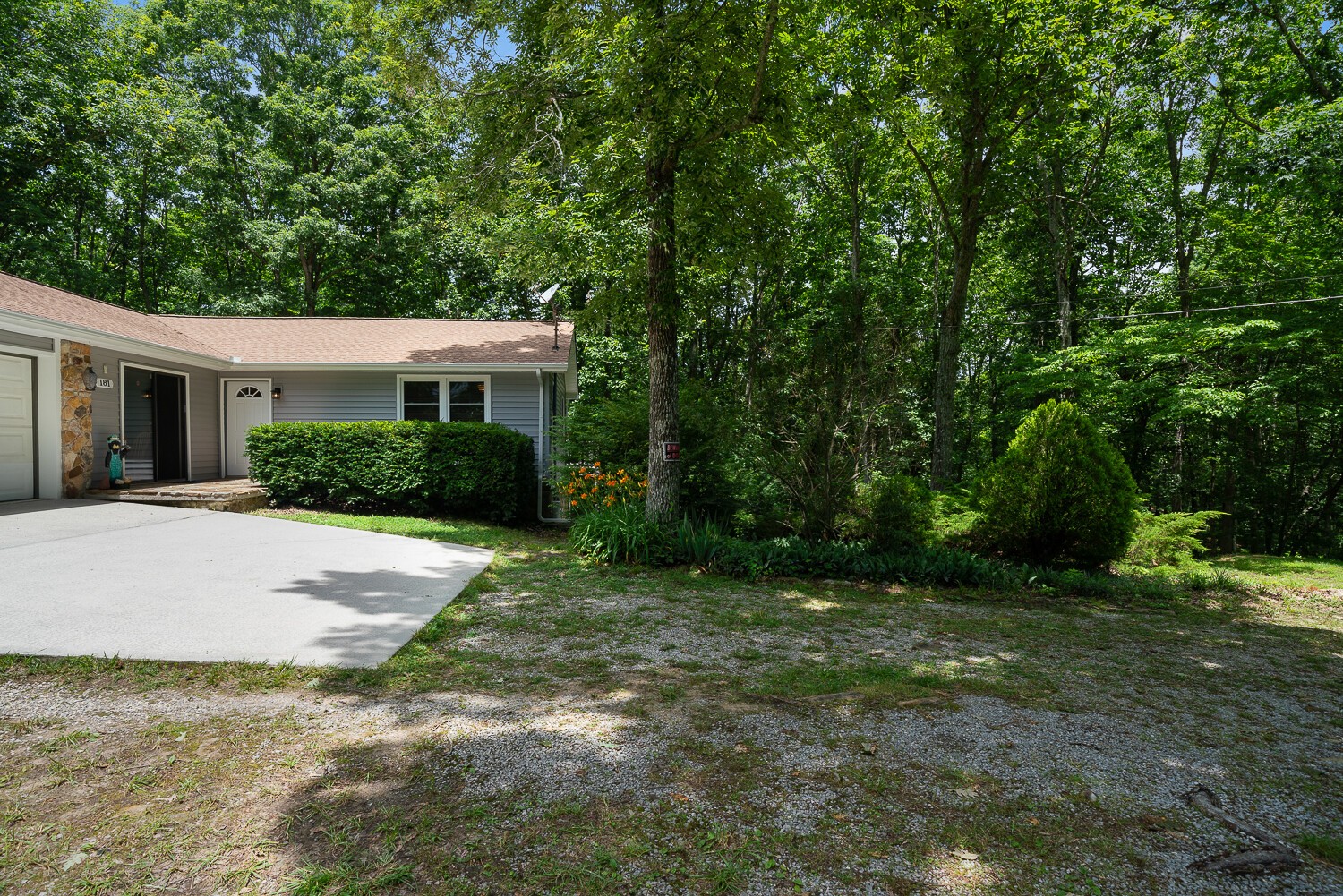 181 Kerrigan Road Crossville, TN 38555 - Photo 32 of 40 Gallery Image 32