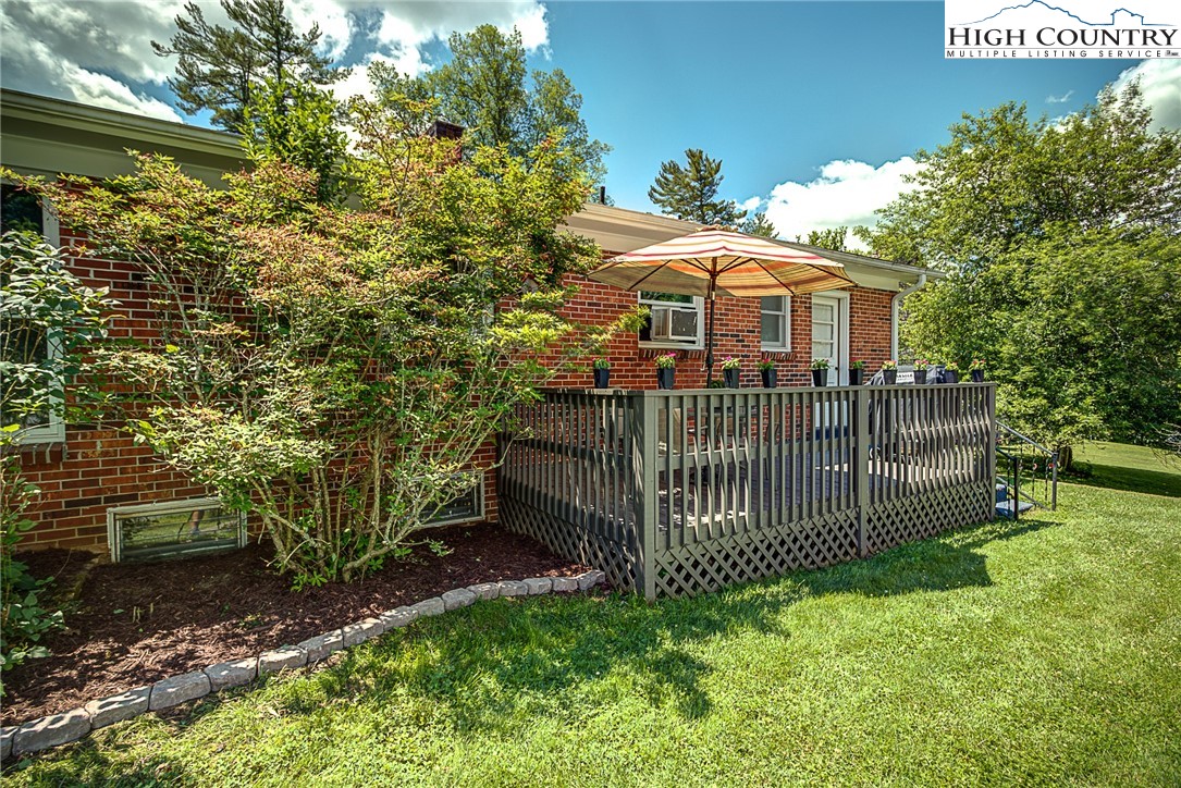 380 Chestnut Drive Boone, NC 28607 - Photo 30 of 34 Gallery Image 30