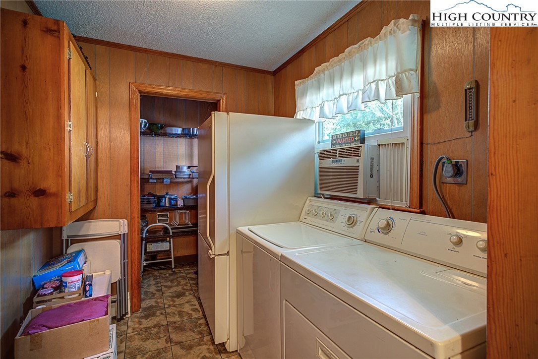 380 Chestnut Drive Boone, NC 28607 - Photo 9 of 34 Gallery Image 9