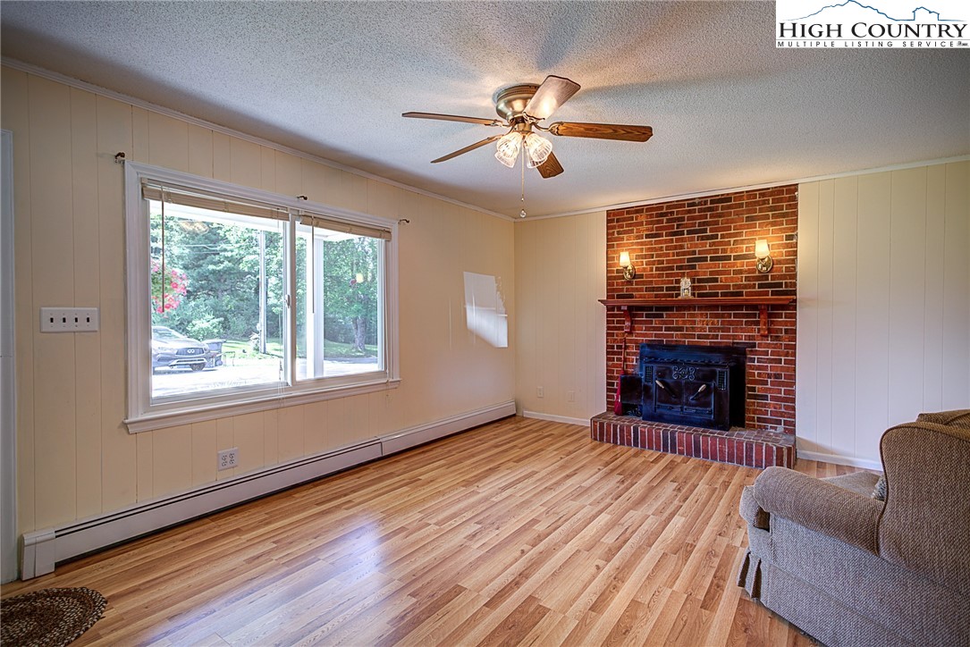 380 Chestnut Drive Boone, NC 28607 - Photo 10 of 34 Gallery Image 10