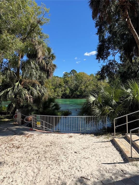 19330 Southwest 91st Loop Dunnellon, FL 34432 - Photo 44 of 46 a view of balcony with wooden fence