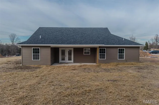 $345,000 | 1100 Daytona Drive, Lebanon, MO 65536