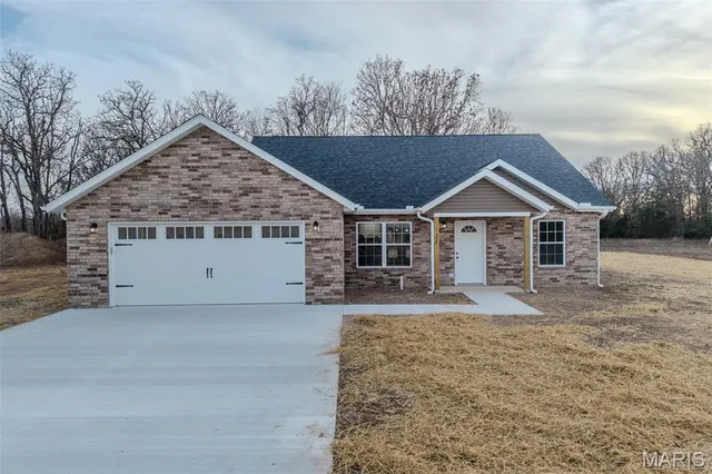 $345,000 | 1100 Daytona Drive, Lebanon, MO 65536