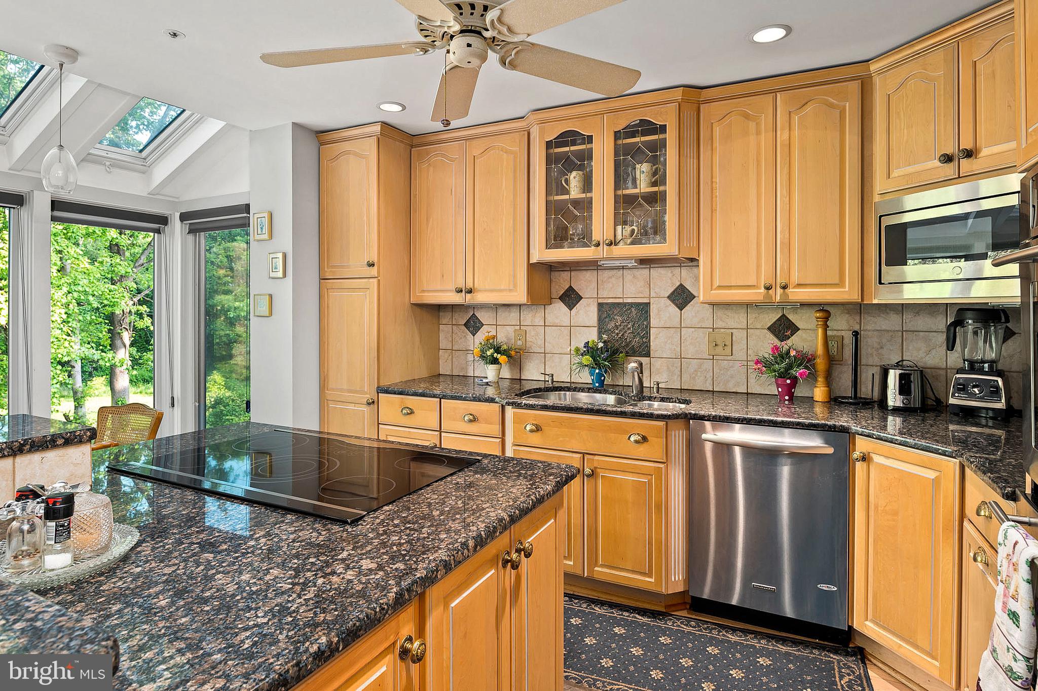 11728 Bishops Content Road Bowie, MD 20721 - Photo 10 of 37 Kitchen