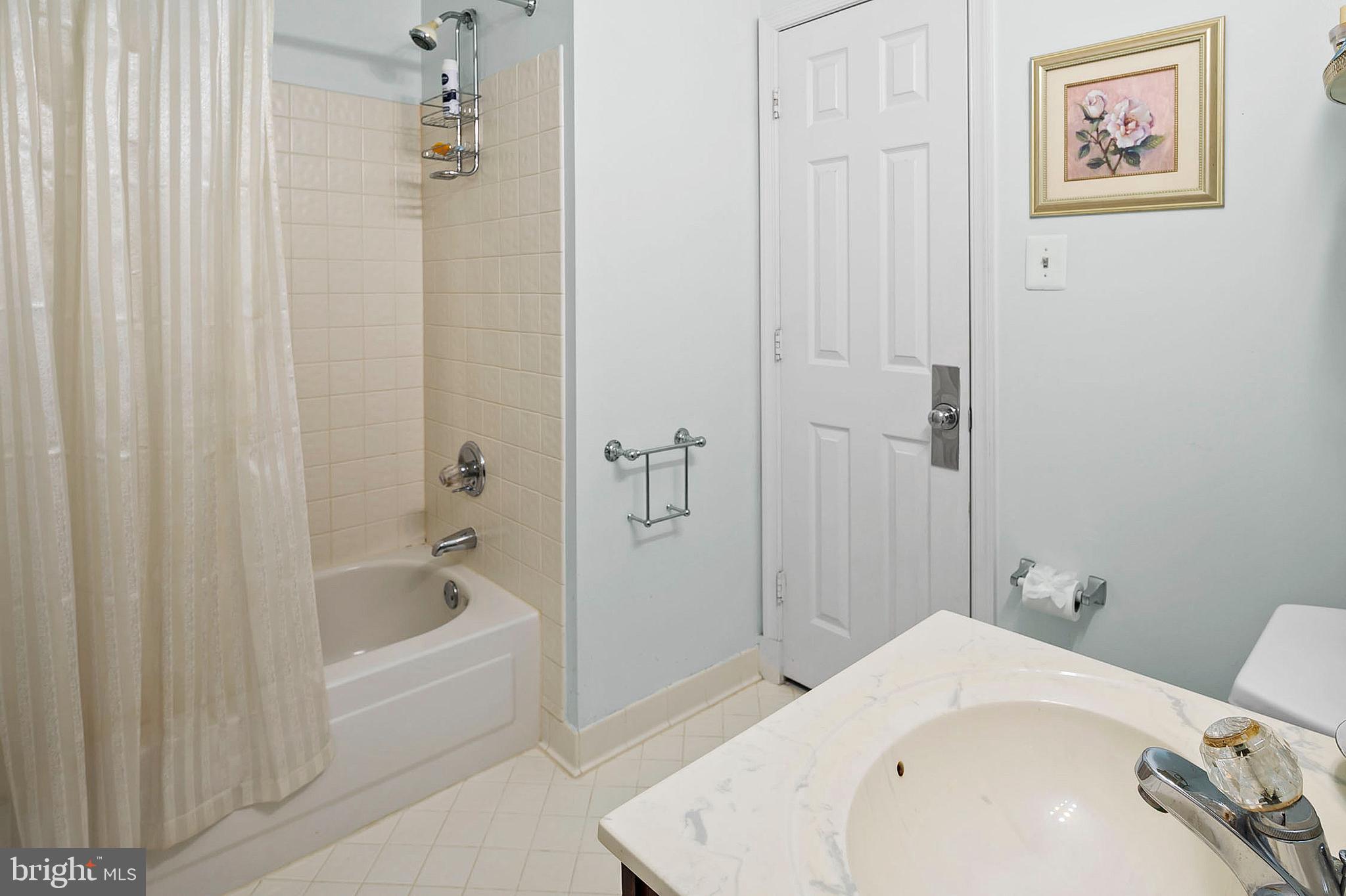 11728 Bishops Content Road Bowie, MD 20721 - Photo 21 of 37 Bathroom 2