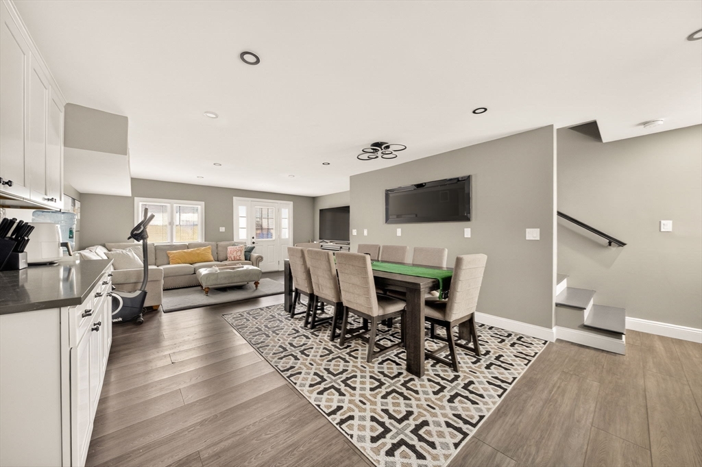 112 Hiatt Street Fall River, MA 02721 - Photo 18 of 36