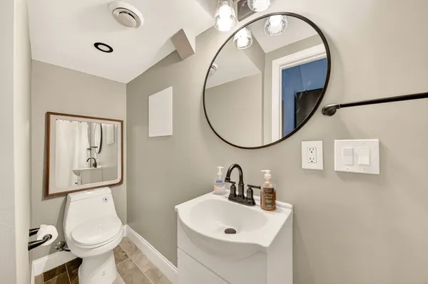 $949,000 | 112 Hiatt Street, Fall River, MA 02721