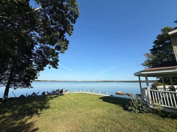 $949,000 | 112 Hiatt Street, Fall River, MA 02721