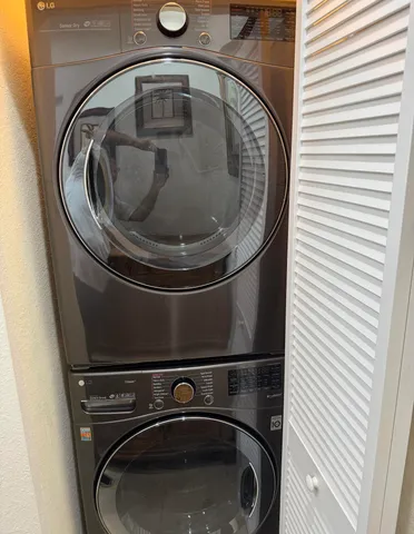 a close up view of washer and dryer