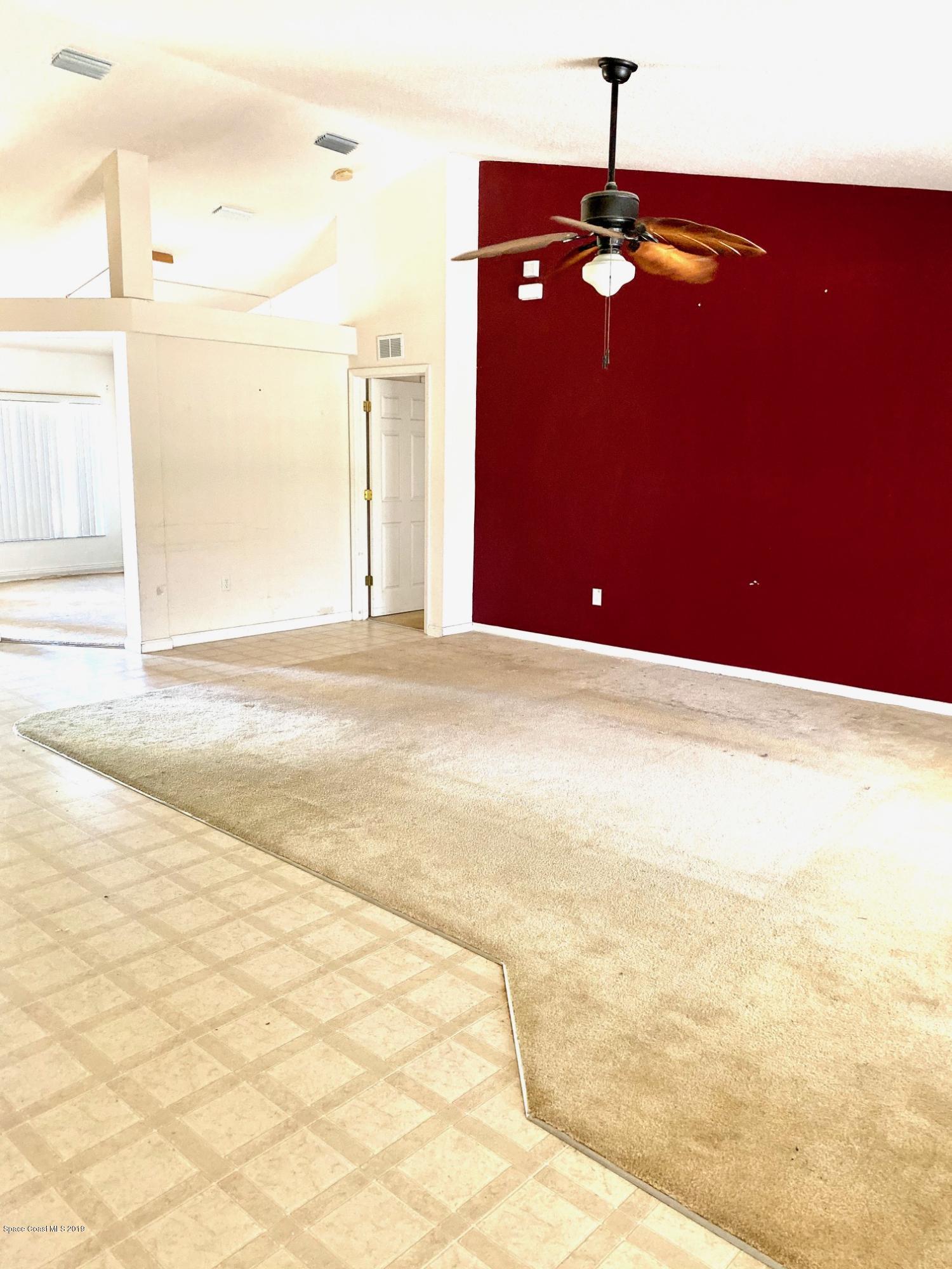 125 Benchor Road Northwest Palm Bay, FL 32907 - Photo 4 of 12 Family Room