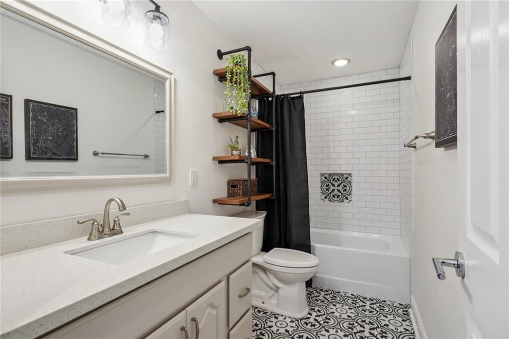 1101 Rural Street River Ridge, LA 70123 - Photo 25 of 32