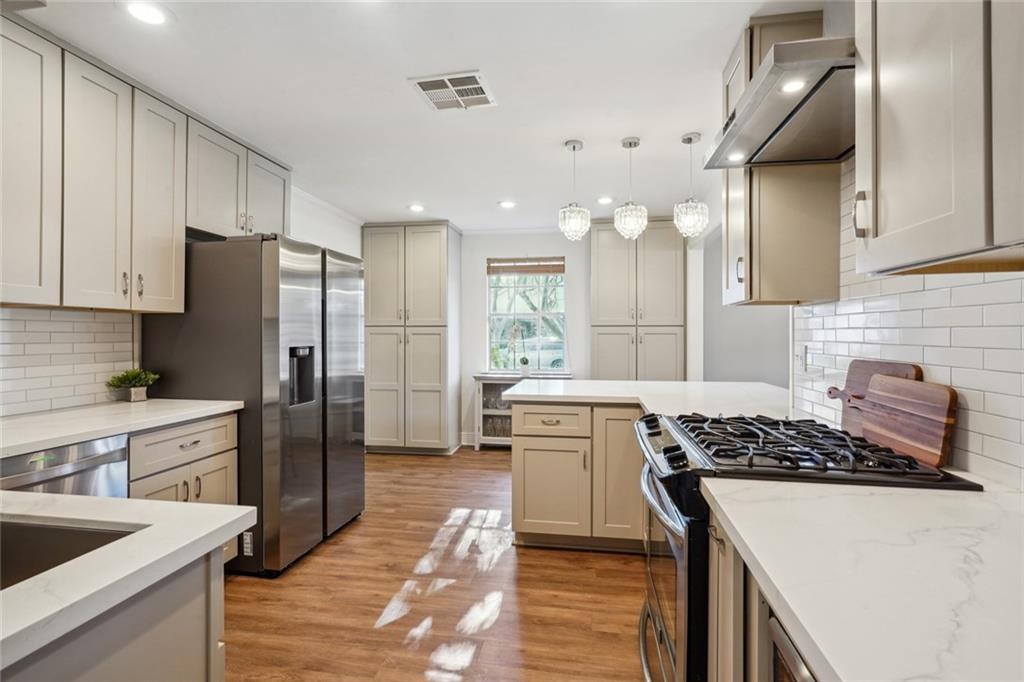 1101 Rural Street River Ridge, LA 70123 - Photo 3 of 32