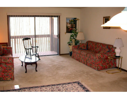 340-370 Sunderland Road, Unit 40 Worcester, MA 01604 - Photo 2 of 9