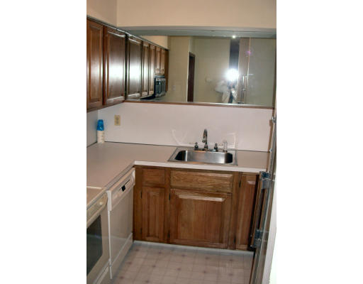 340-370 Sunderland Road, Unit 40 Worcester, MA 01604 - Photo 8 of 9