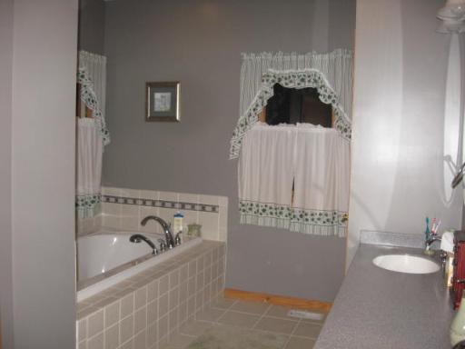 20706 Highview Road Marengo, IL 60152 - Photo 9 of 16