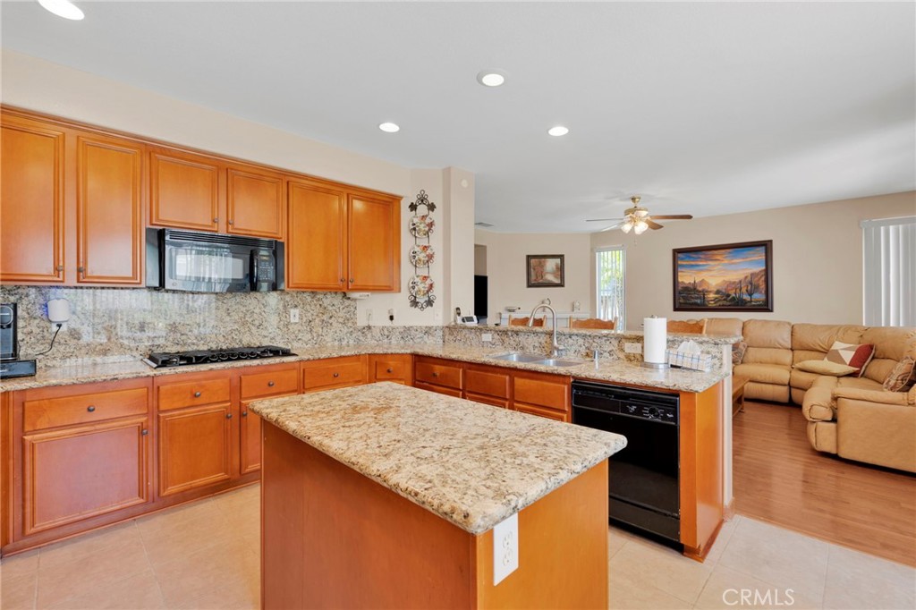 9455 Poppyfield Court Rancho Cucamonga, CA 91730 - Photo 10 of 39