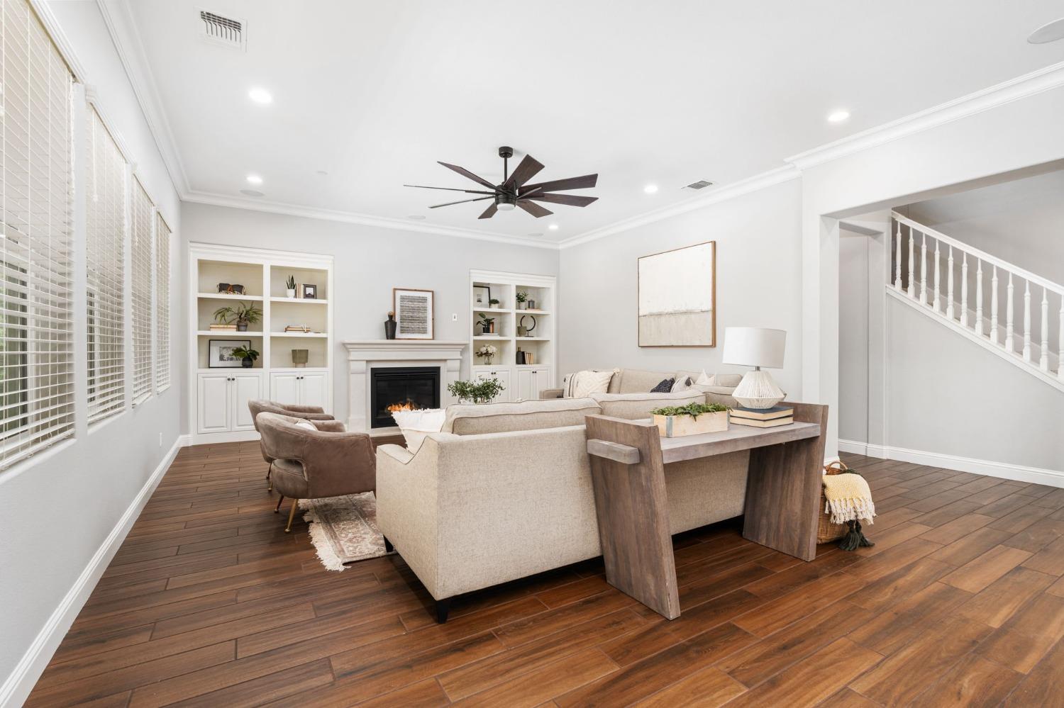 1412 North Traverse Avenue Clovis, CA 93619 - Photo 12 of 41