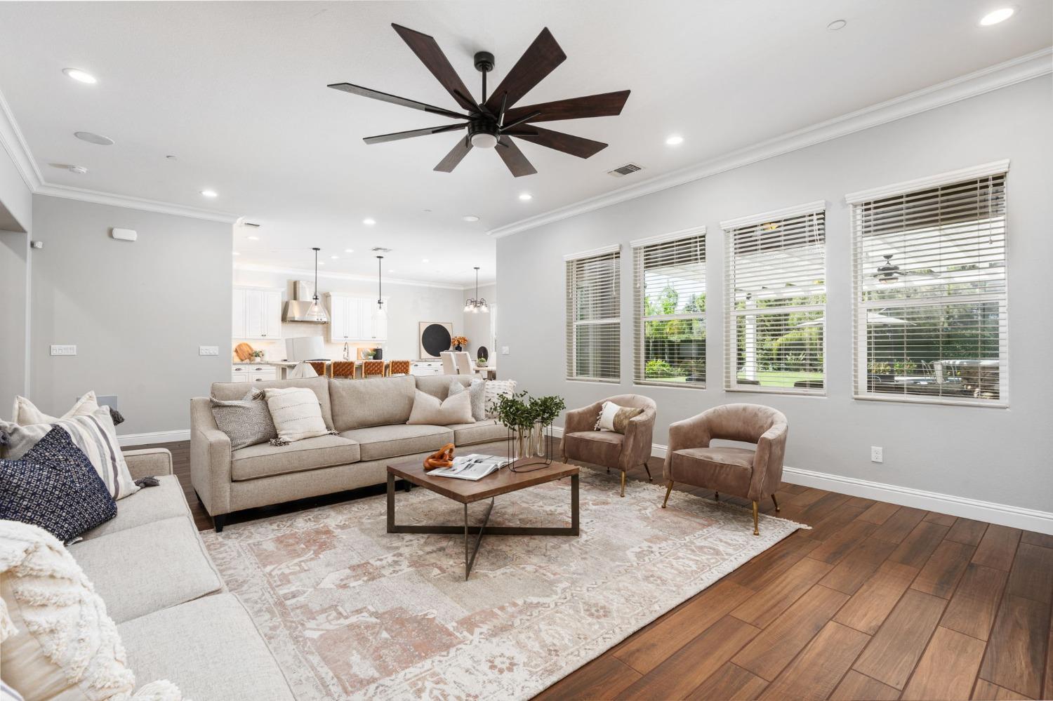 1412 North Traverse Avenue Clovis, CA 93619 - Photo 14 of 41