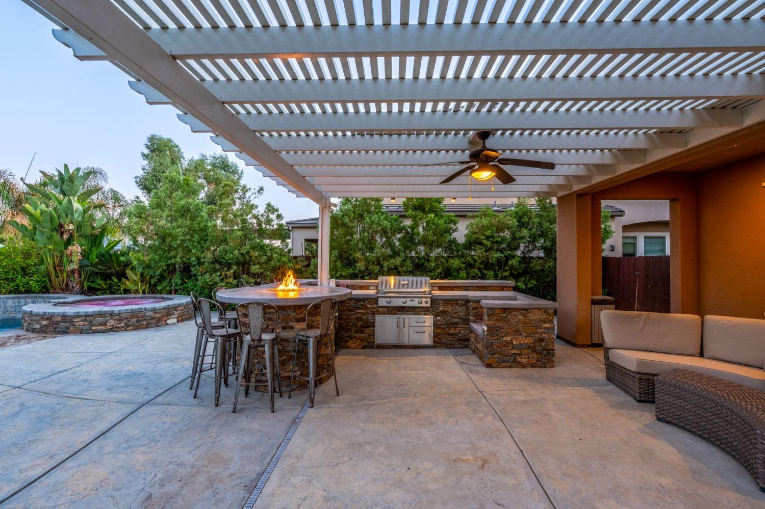 1412 North Traverse Avenue Clovis, CA 93619 - Photo 39 of 41