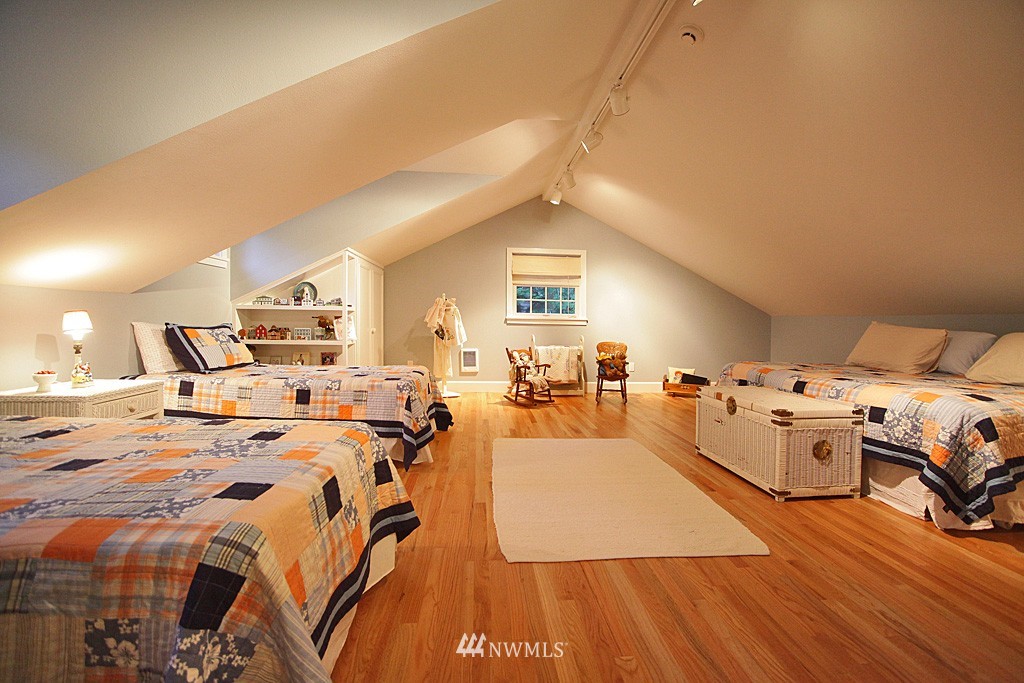 3979 Saratoga Road Langley, WA 98260 - Photo 15 of 25 Gallery Image 15