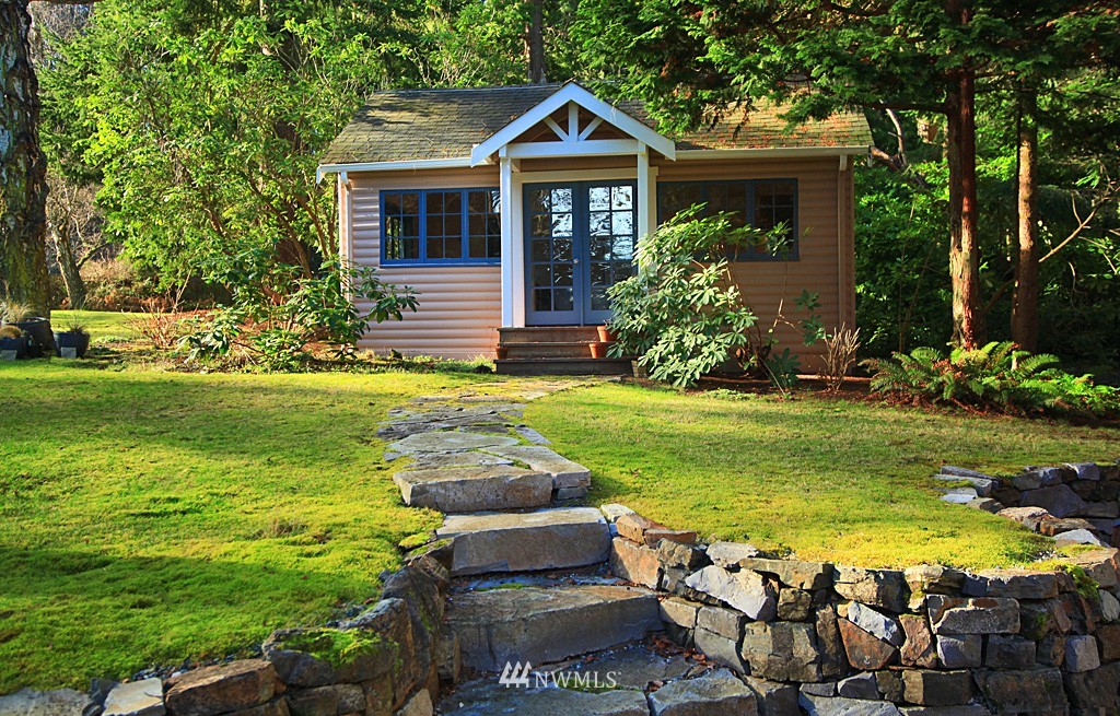 3979 Saratoga Road Langley, WA 98260 - Photo 17 of 25 Gallery Image 17