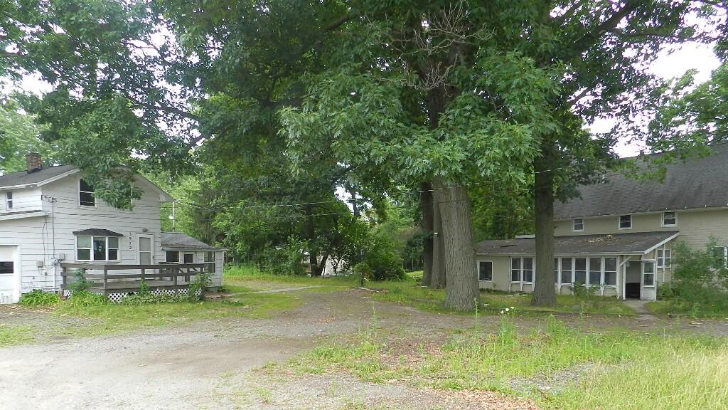 3984 Riverside Road Benton Harbor, MI 49022 - Photo 1 of 21 DSCN0153