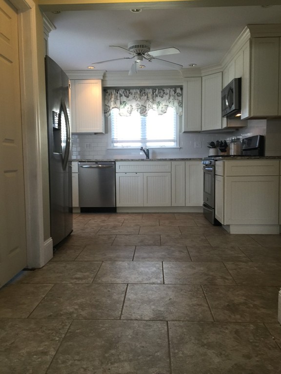 42 Ruggles Street Quincy, MA 02169 - Photo 6 of 19 Gallery Image 6