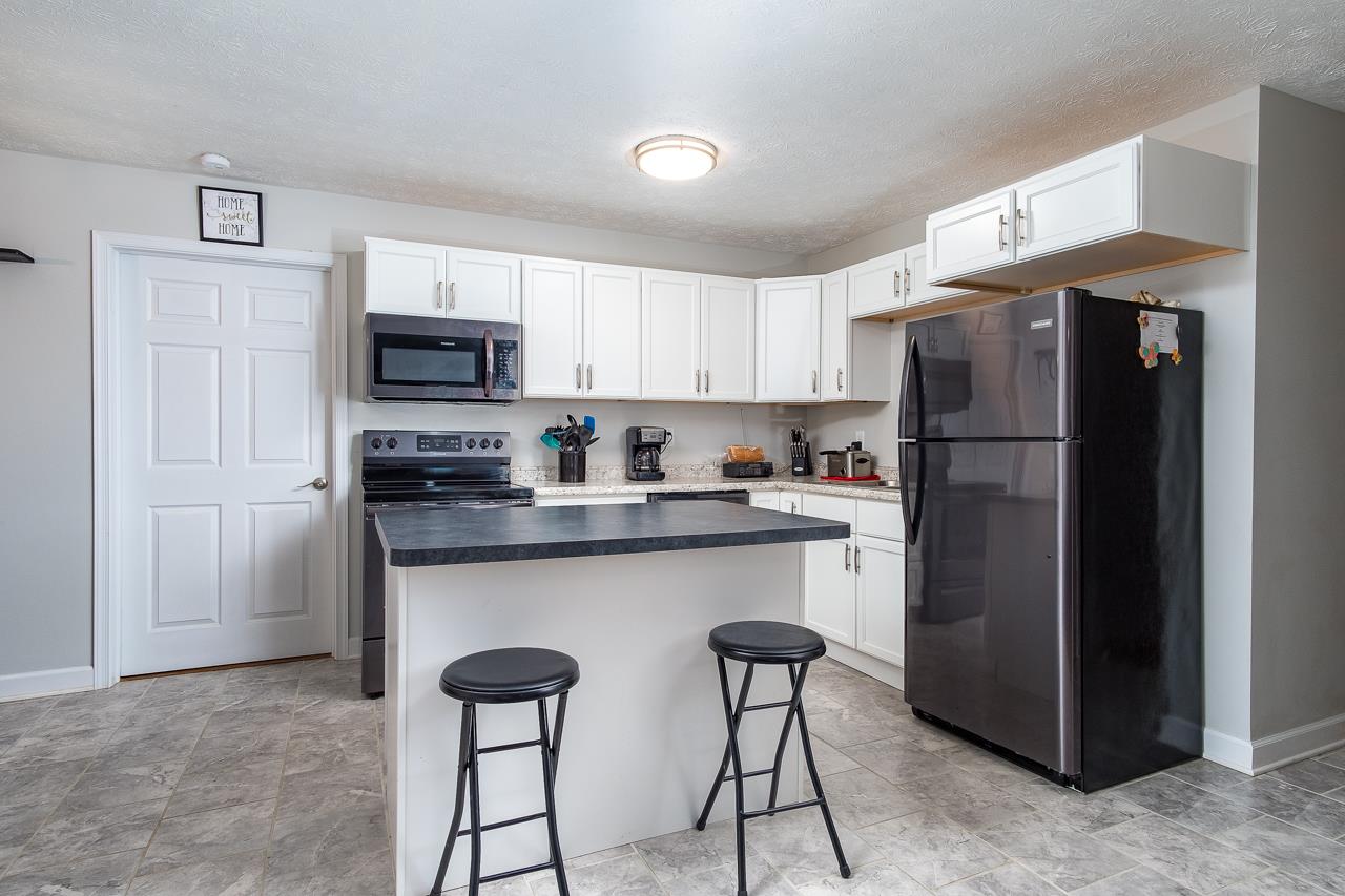 30 Westgate Road Verona, VA 24482 - Photo 7 of 28 Gallery Image 7
