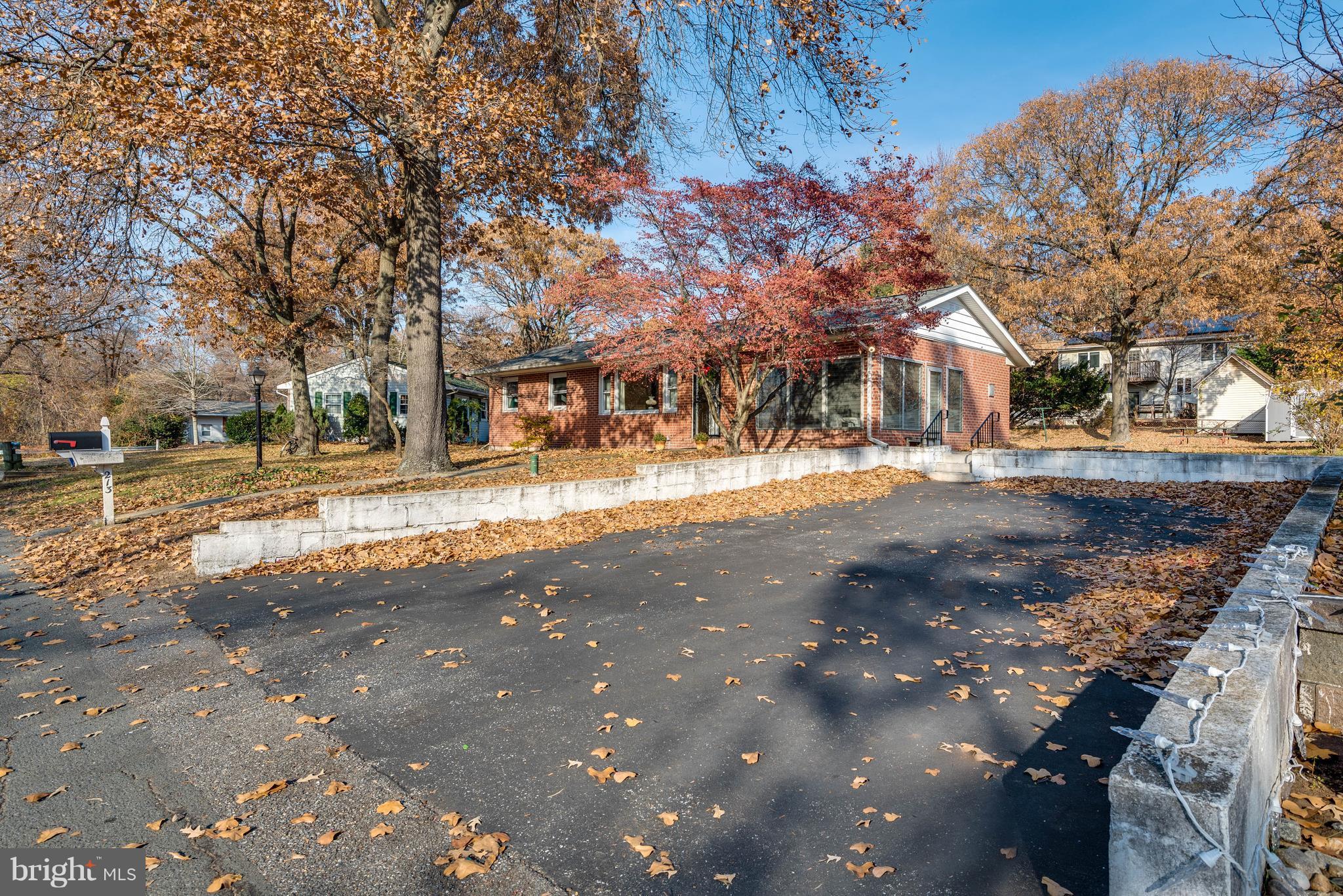 213 Sun Glo Road Pasadena, MD 21122 - Photo 25 of 30 Oversized driveway with space for 4 vehicles