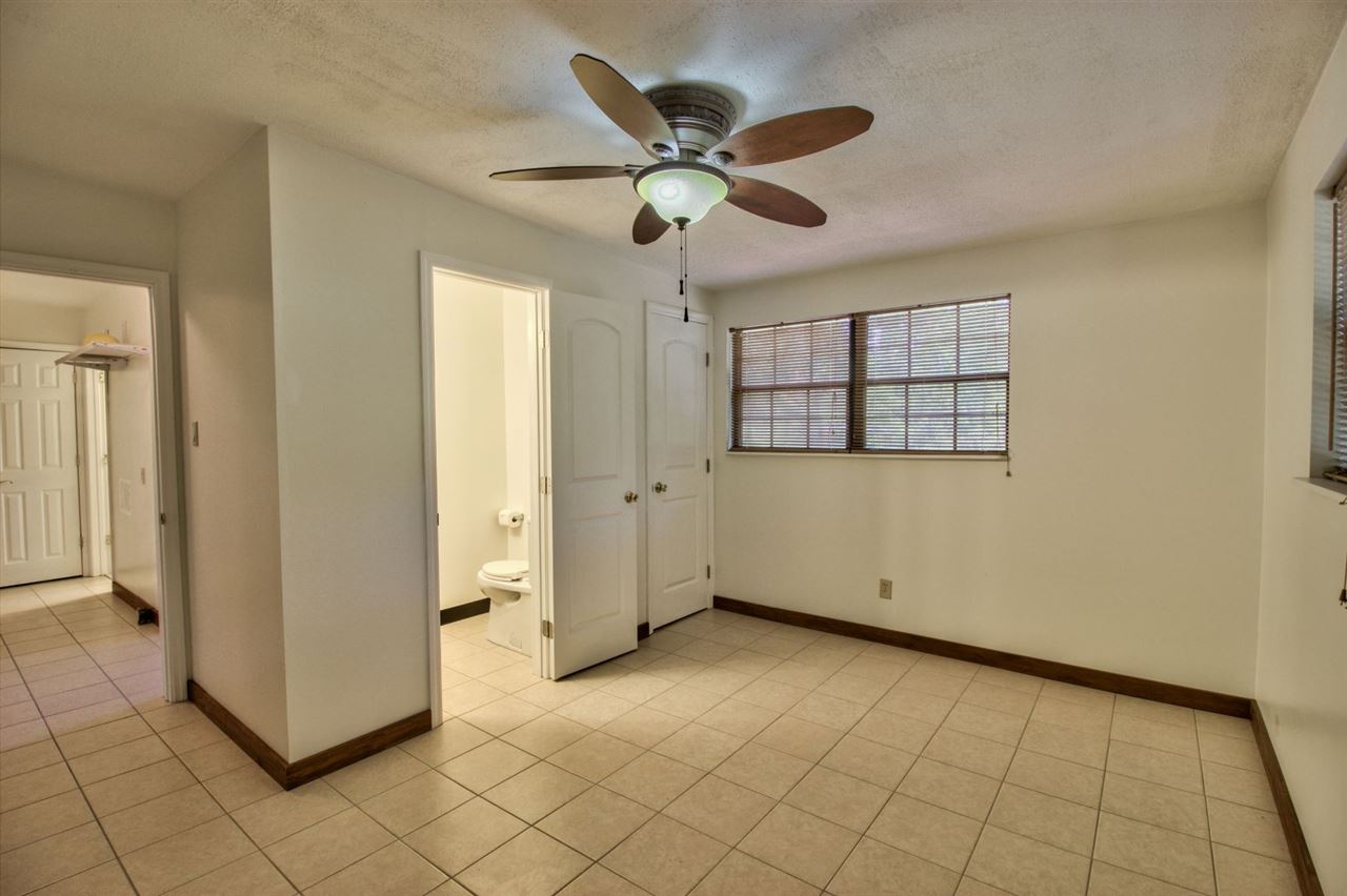 3001 Lakeview Point Road Quincy, FL 32351 - Photo 17 of 36