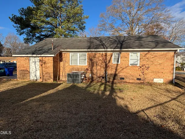 a view of a living room