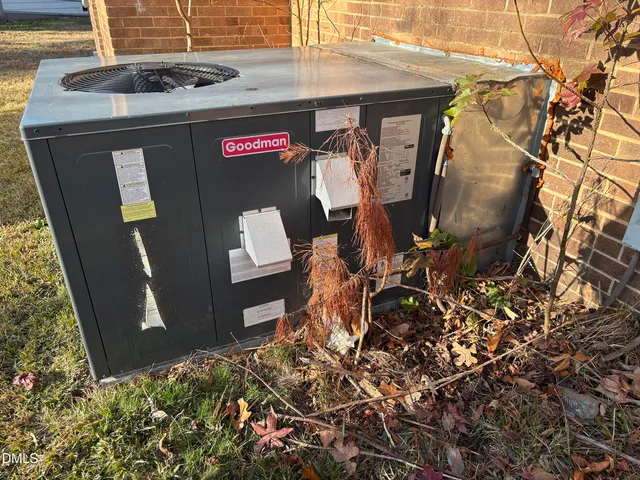 a view of an outdoor space