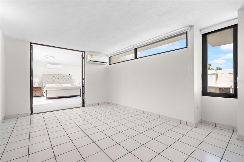 D D Condor Guaynabo, PR 00969 - Photo 7 of 16