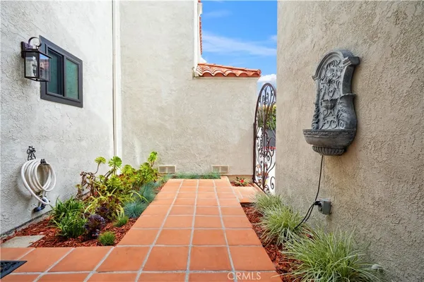 $1,188,000 | 4219 Andros Circle, Huntington Beach, CA 92649