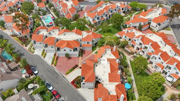 $1,188,000 | 4219 Andros Circle, Huntington Beach, CA 92649