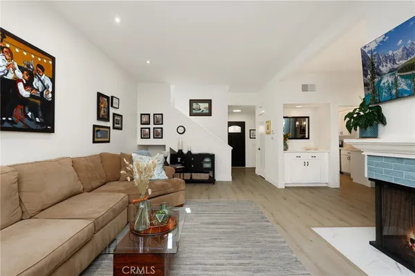 $1,188,000 | 4219 Andros Circle, Huntington Beach, CA 92649