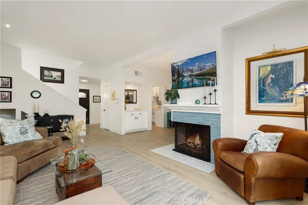 $1,188,000 | 4219 Andros Circle, Huntington Beach, CA 92649