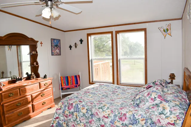 $999,999 | 443 County Road 280, Shiner, TX 77984