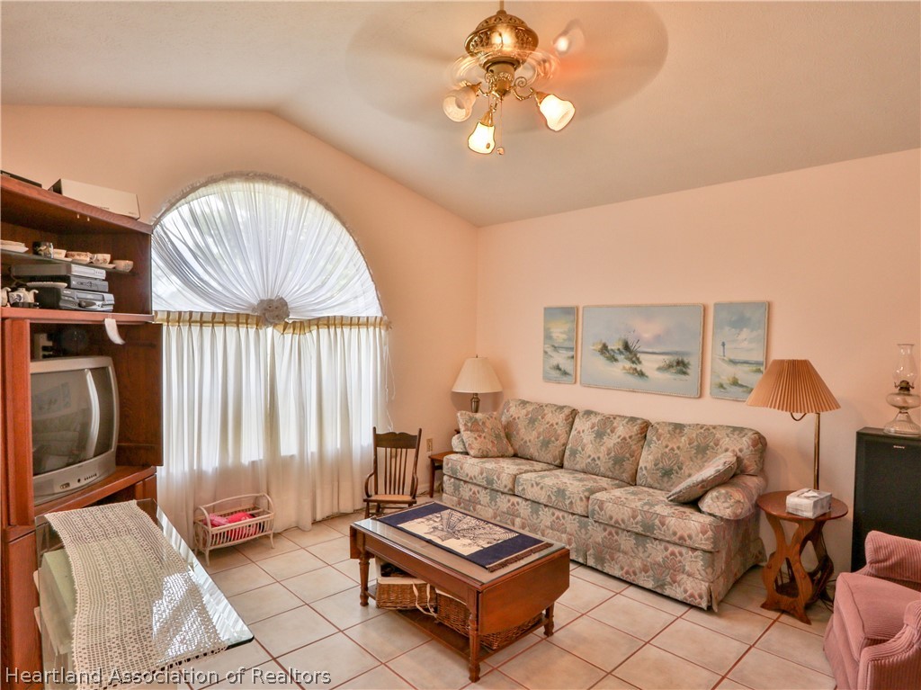 4117 Appaloosa Road Sebring, FL 33875 - Photo 9 of 24 Gallery Image 9
