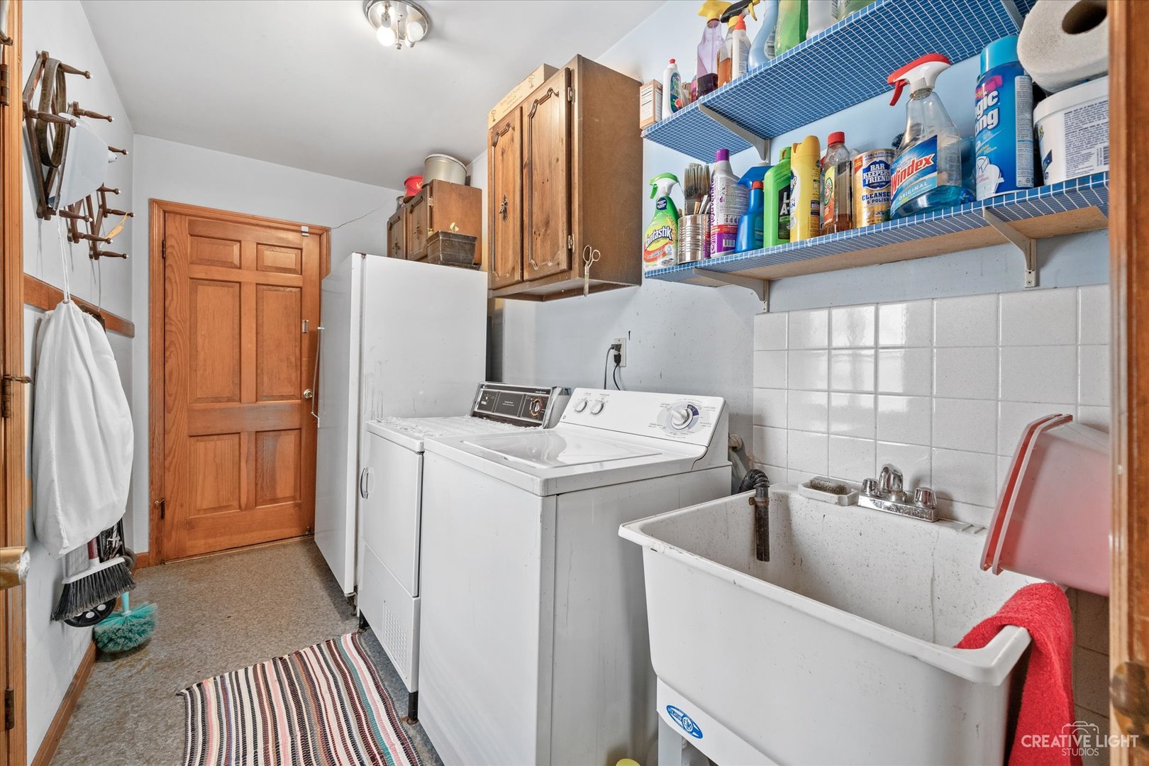 1268 North Randall Road Aurora, IL 60506 - Photo 21 of 28 a utility room with dryer and washer