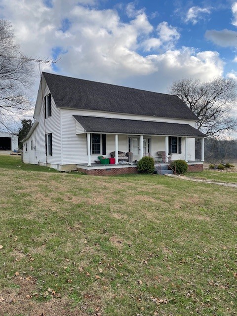 3681 Richmond Road Petersburg, TN 37144 - Photo 2 of 14 a front view of house with yard