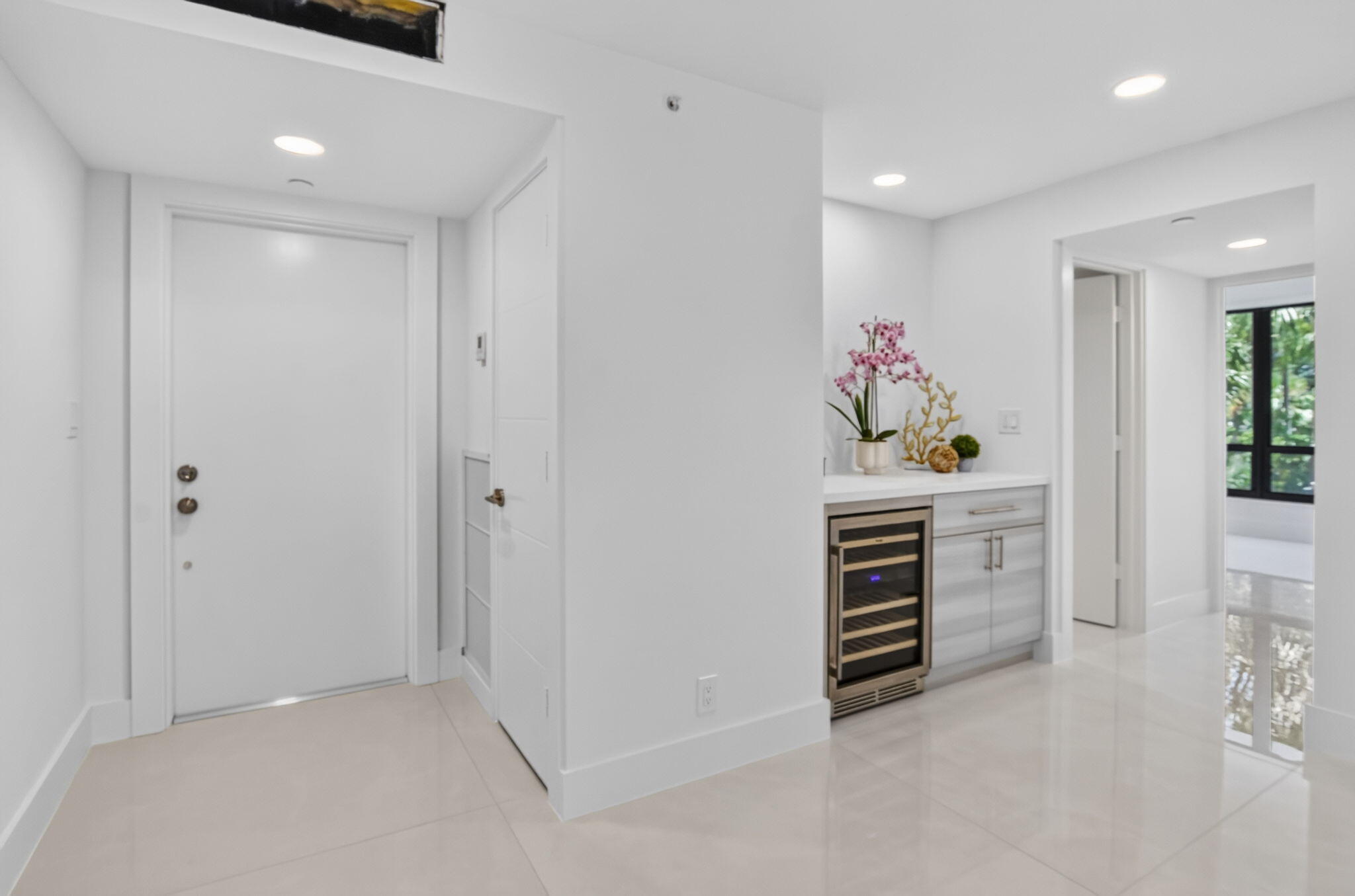 7847 Lakeside Boulevard, Unit 1021 Boca Raton, FL 33434 - Photo 7 of 55 13-web-or-mls-014_DSC_3896