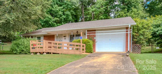 $300,000 | 22 Dixon Terrace, Candler, NC 28715