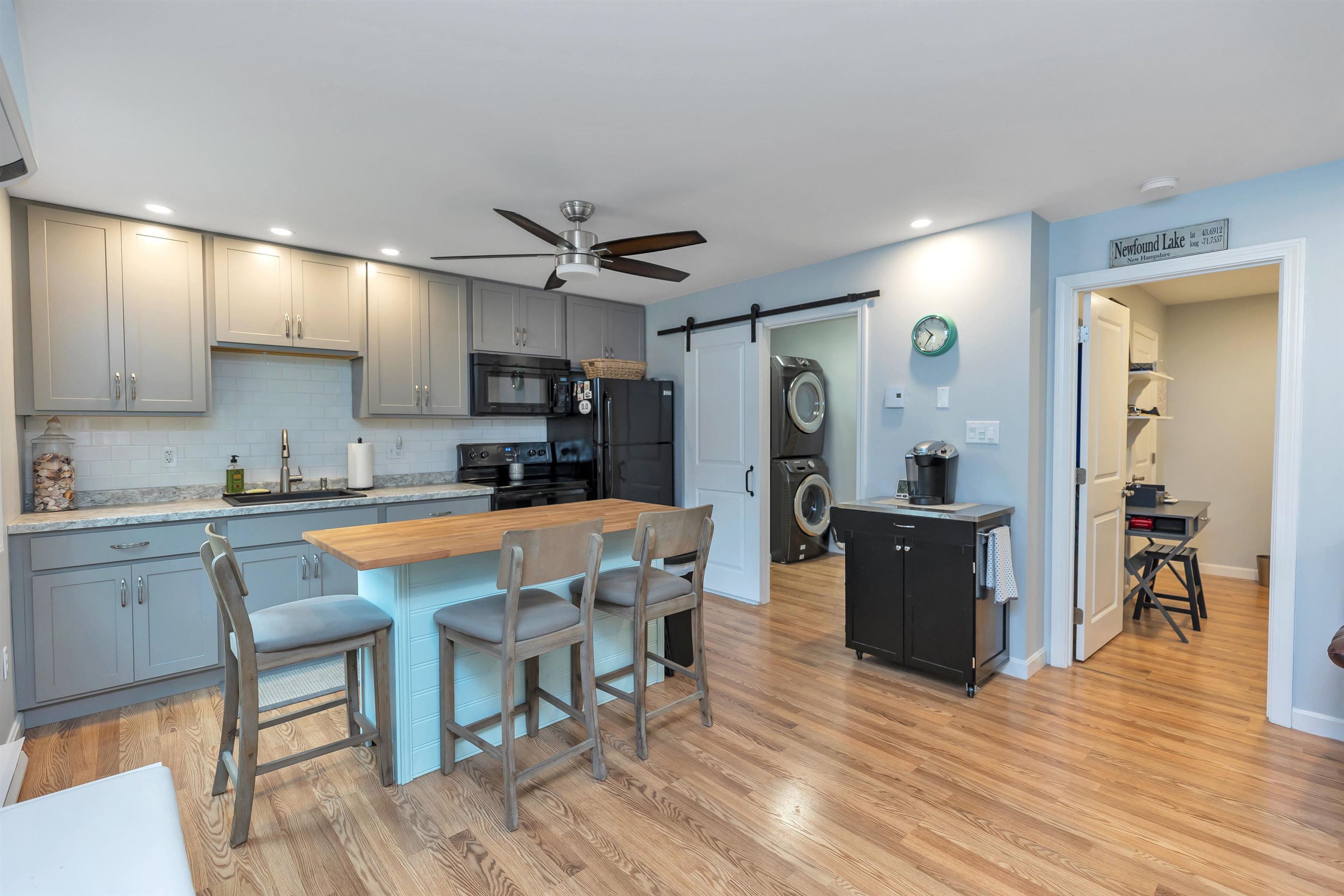 32 Timbertop Road New Ipswich, NH 03071 - Photo 3 of 23