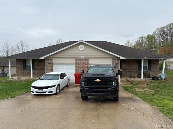 $250,000 | 21074 Honest Lane, Unit A & B, St. Robert, MO 65584